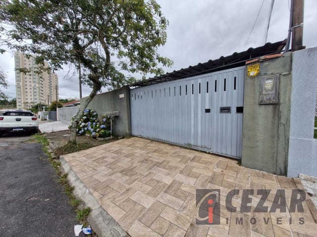 Casa com 360m² 3 quartos e 2 banheiros, à venda, no bairro Bairro Alto em Curitiba