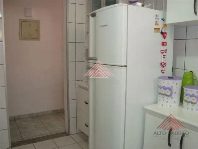 Casa com 100m², à venda, no bairro Vila Bocaina em Mauá