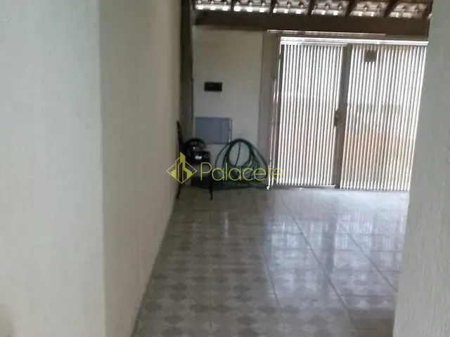 Casa com 125m² 3 quartos e 2 banheiros, à venda, no bairro Conjunto Residencial Araretama em Pindamonhangaba