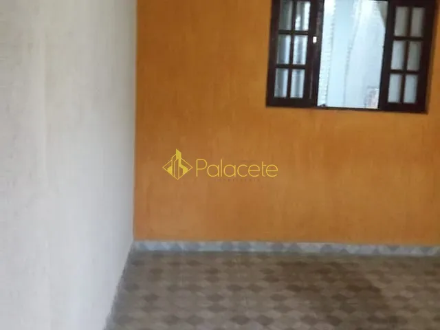 Casa com 125m² 3 quartos e 2 banheiros, à venda, no bairro Conjunto Residencial Araretama em Pindamonhangaba