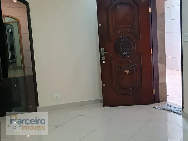 Casa 2 quartos e 3 banheiros, para alugar, no bairro Vila Nhocune em São Paulo