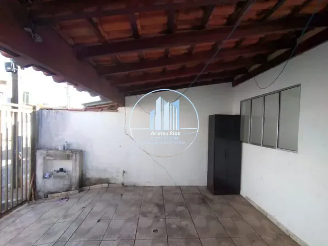 Casa com 127m² 2 quartos e 1 banheiro, à venda, no bairro Colina Verde em Pouso Alegre