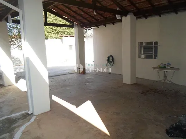 Casa com 367m² 3 quartos e 1 banheiro, à venda, no bairro Centro em Artur Nogueira