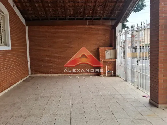 Casa com 250m² 2 quartos e 1 banheiro, para alugar, no bairro Jardim Ismênia em São José dos Campos