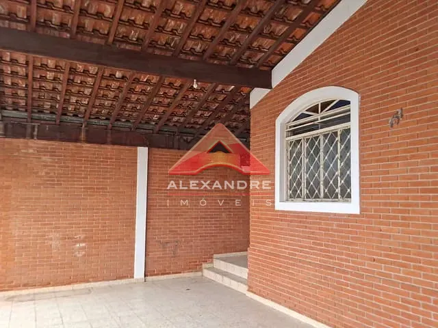 Casa com 250m² 2 quartos e 1 banheiro, para alugar, no bairro Jardim Ismênia em São José dos Campos