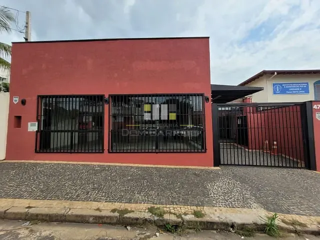 Casa com 294m² 2 quartos e 3 banheiros, para alugar, no bairro Vila Santana em Sumaré