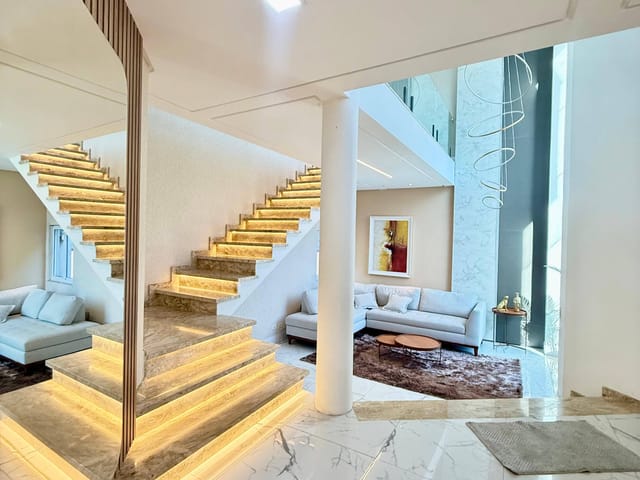 Casa com 378m² 3 quartos e 5 banheiros, à venda, no bairro Jardim Carvalho em Ponta Grossa
