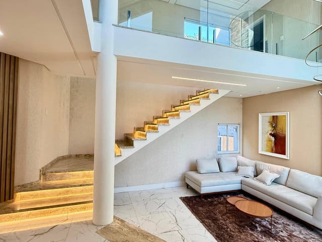 Casa com 378m² 3 quartos e 5 banheiros, à venda, no bairro Jardim Carvalho em Ponta Grossa