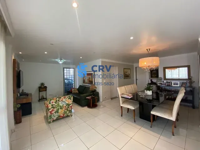Casa com 525m² 4 quartos e 5 banheiros, à venda, no bairro Califórnia em Londrina