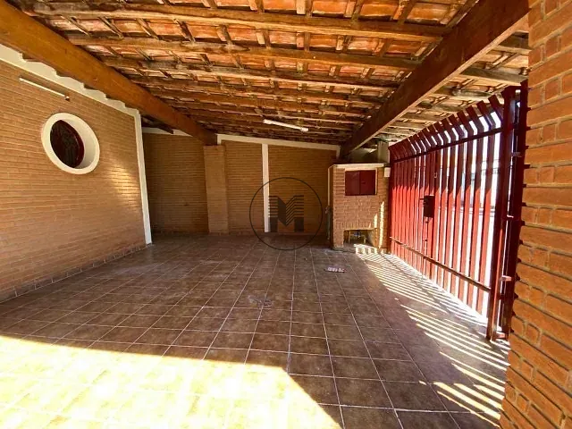 Casa com 250m² 2 quartos e 2 banheiros, à venda, no bairro Parque Residencial Flor do Vale em Tremembé