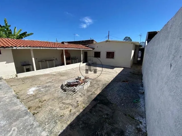 Casa com 250m² 2 quartos e 2 banheiros, à venda, no bairro Parque Residencial Flor do Vale em Tremembé