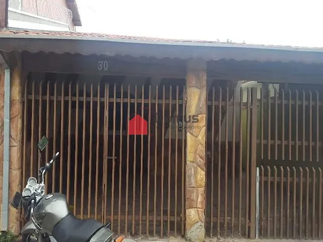 Casa com 147m² 3 quartos e 2 banheiros, à venda, no bairro Loteamento Vila Neide em Taubaté