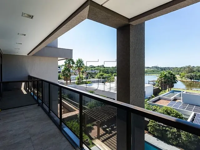 Casa com 913m² 5 quartos e 7 banheiros, à venda, no bairro Esperança em Londrina