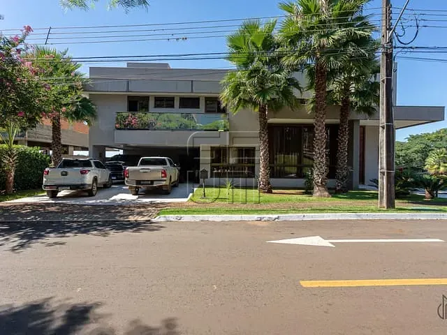 Casa com 913m² 5 quartos e 7 banheiros, à venda, no bairro Esperança em Londrina