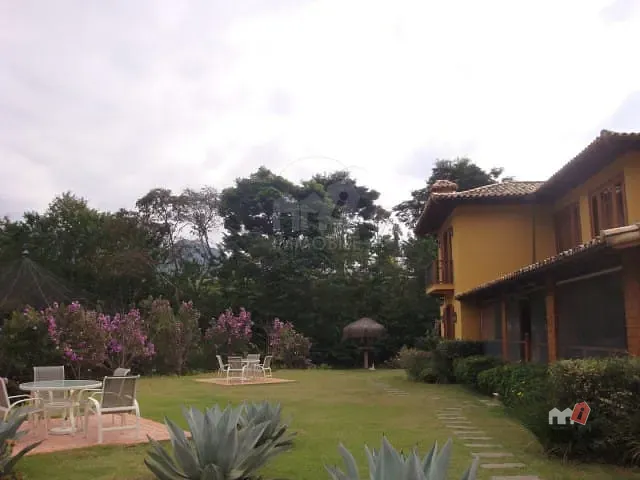 Casa com 7000m², à venda, no bairro Araras em Petrópolis