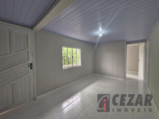 Casa 3 quartos e 1 banheiro, para alugar, no bairro Bairro Alto em Curitiba