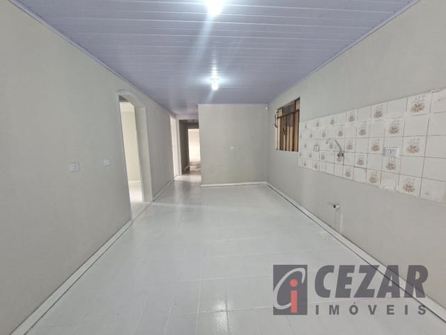 Casa 3 quartos e 1 banheiro, para alugar, no bairro Bairro Alto em Curitiba