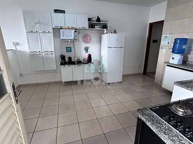 Casa 2 quartos e 1 banheiro, à venda, no bairro Jardim Continental em Taubaté