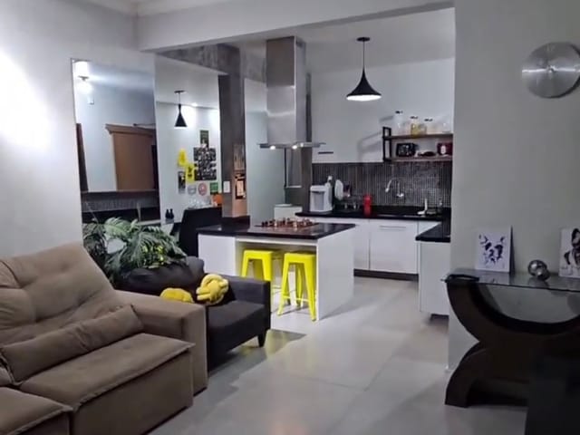 Casa 4 quartos e 4 banheiros, à venda, no bairro Riviera Fluminense em Macaé