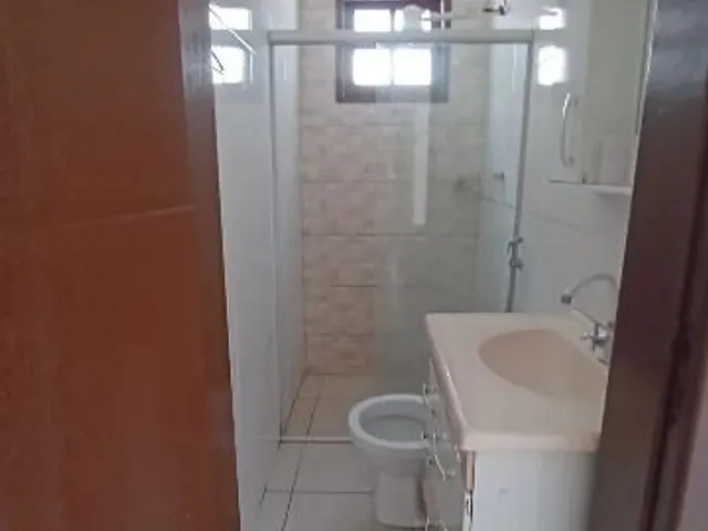 Casa 3 quartos e 2 banheiros, à venda, no bairro Parque Jóquei Club em Campos dos Goytacazes