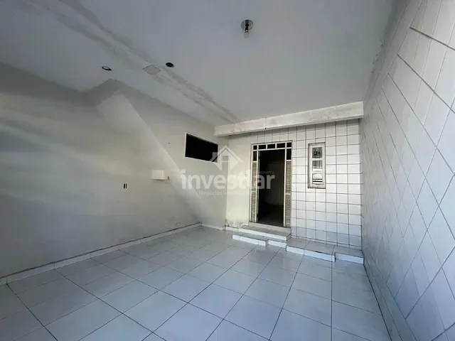 Casa 5 quartos e 1 banheiro, à venda, no bairro São José em Campina Grande