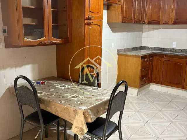 Casa com 265m² 3 quartos e 2 banheiros, à venda ou para alugar, no bairro Centro em Sorocaba