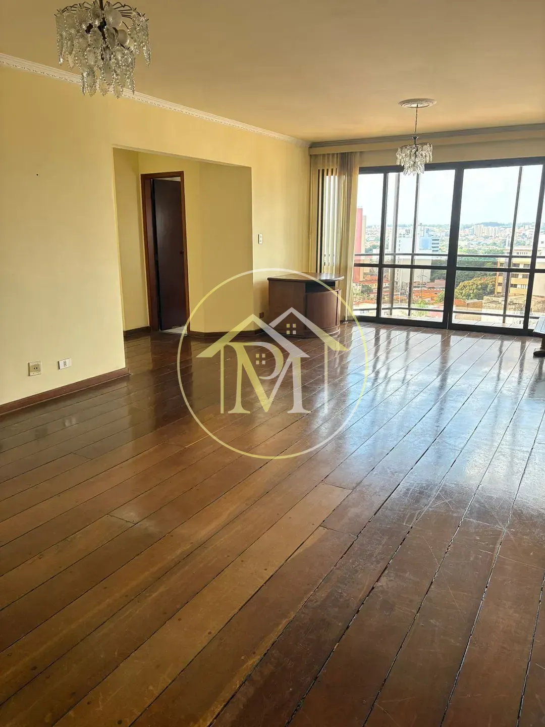 Casa, 3 quartos, 181 m² - Foto 1