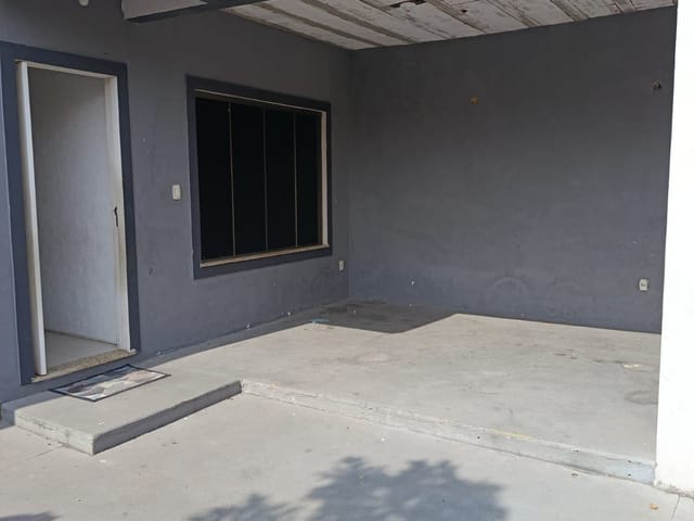 Casa 2 quartos e 1 banheiro, à venda, no bairro Parque Aeroporto em Macaé