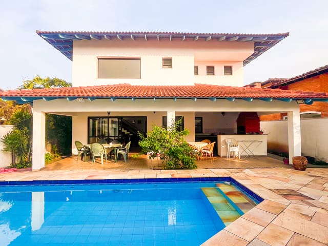 Casa com 597m² 4 quartos e 8 banheiros, à venda, no bairro Maitinga em Bertioga