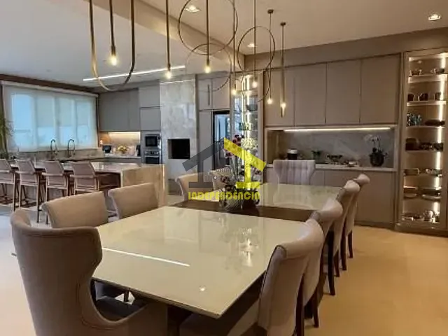 Casa com 1006m² 4 quartos e 5 banheiros, à venda, no bairro Jardim Delforno em Itatiba