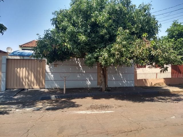 Foto do Casa - Casa à venda, 4 quartos, sendo 1 suíte, churrasqueira ,dependencia completa -Conjunto Sao Pedro-Antares Londrina, PR | Guepardo Imob