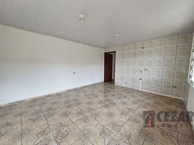Casa 2 quartos e 1 banheiro, para alugar, no bairro Bairro Alto em Curitiba
