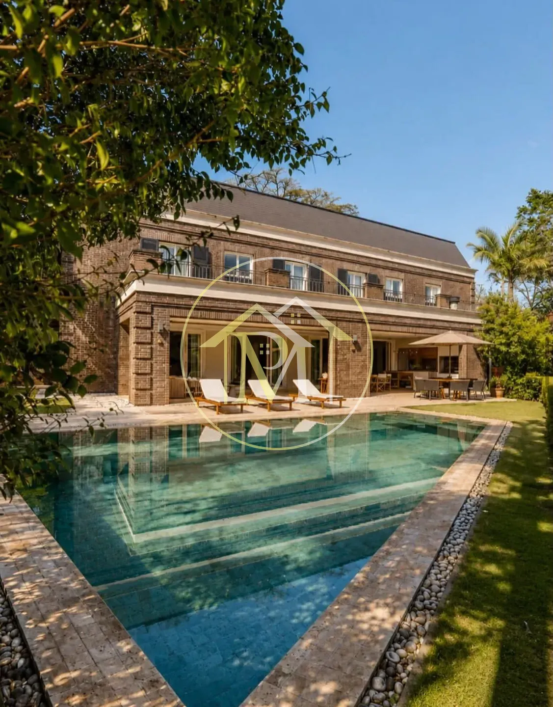 Casa, 5 quartos, 1057 m² - Foto 1