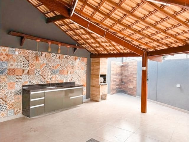Casa 3 quartos e 3 banheiros, à venda, no bairro Lagoa em Macaé