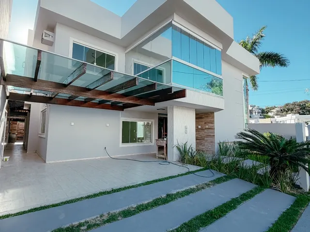 Casa 3 quartos e 3 banheiros, à venda, no bairro Lagoa em Macaé