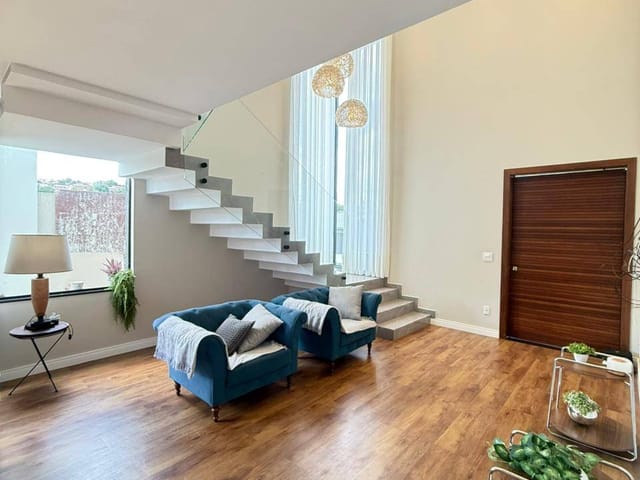Casa com 318m² 3 quartos e 5 banheiros, à venda, no bairro Orfãs em Ponta Grossa