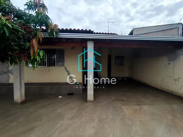 Casa com 200m² 3 quartos e 1 banheiro, à venda ou para alugar, no bairro Residencial Abussafe em Londrina