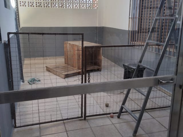 Casa com 300m² 3 quartos e 5 banheiros, à venda, no bairro Jardim Rosely em Pindamonhangaba
