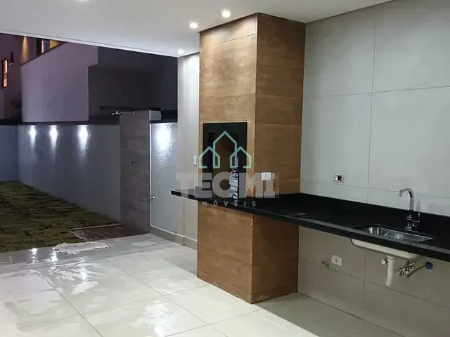 Casa 3 quartos e 3 banheiros, à venda, no bairro Jardim Santa Tereza em Taubaté