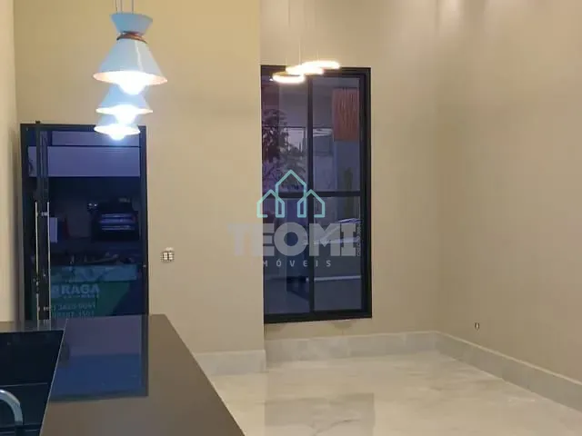 Casa 3 quartos e 3 banheiros, à venda, no bairro Jardim Santa Tereza em Taubaté