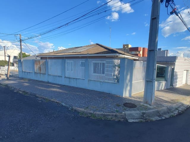 Casa 3 quartos e 3 banheiros, à venda, no bairro Oficinas em Ponta Grossa