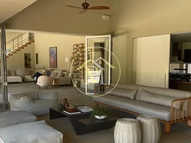 Casa com 2000m² 5 quartos e 6 banheiros, à venda, no bairro Fazenda Boa Vista - Fase II em Porto Feliz