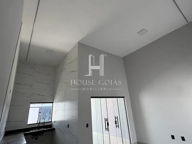 Casa com 125m² 2 quartos e 1 banheiro, à venda, no bairro Residencial Flor do Ipê II em Senador Canedo