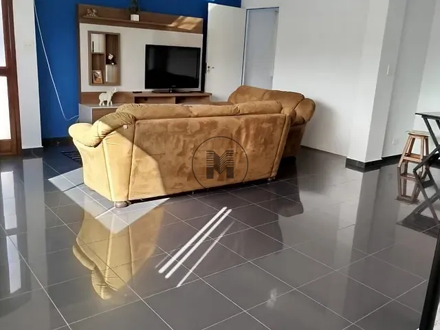 Casa com 250m² 4 quartos e 2 banheiros, à venda, no bairro Esplanada Independência em Taubaté