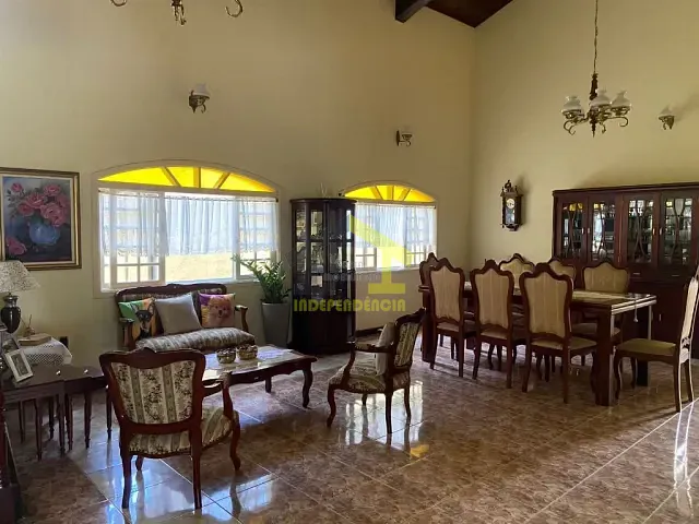Casa com 5000m² 4 quartos e 1 banheiro, à venda, no bairro Condomínio Itaembu em Itatiba