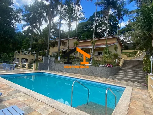 Casa com 5000m² 4 quartos e 1 banheiro, à venda, no bairro Condomínio Itaembu em Itatiba