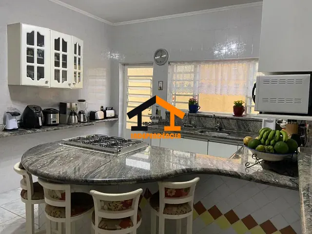 Casa com 5000m² 4 quartos e 1 banheiro, à venda, no bairro Condomínio Itaembu em Itatiba