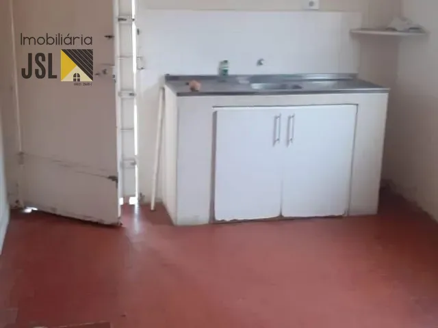 Casa com 300m² 3 quartos e 2 banheiros, à venda, no bairro Vila Resende em Caçapava