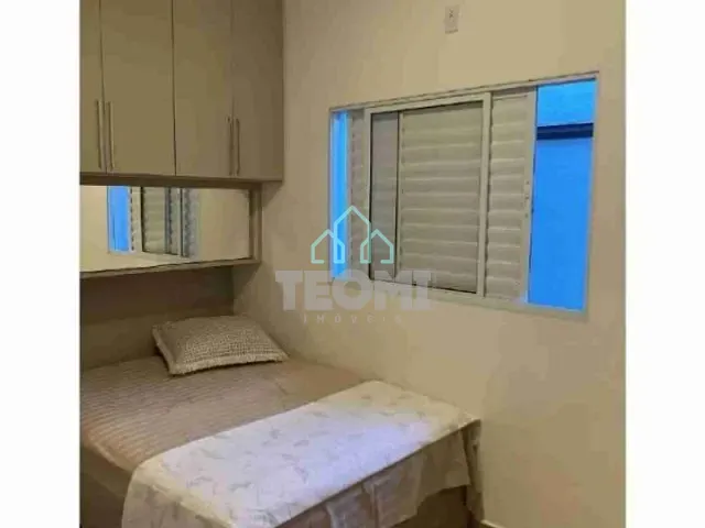 Casa 2 quartos e 2 banheiros, à venda, no bairro Vila dos Comerciários 2 em Taubaté