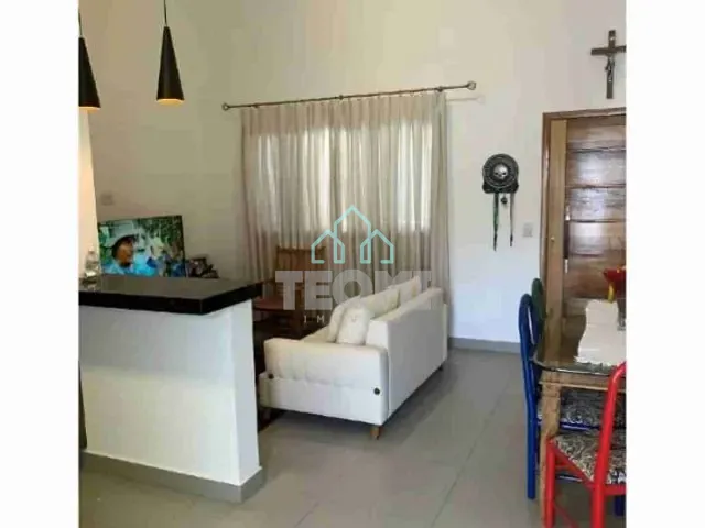 Casa 2 quartos e 2 banheiros, à venda, no bairro Vila dos Comerciários 2 em Taubaté